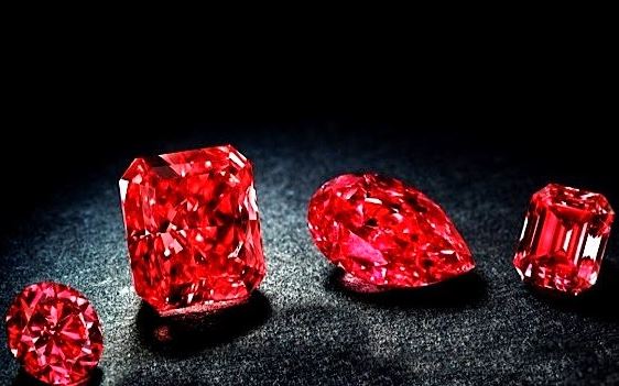 What Color Diamond is the Rarest and Most Expensive in the world